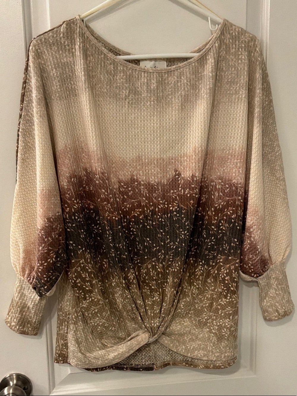 Women's Ombre Brown Twist-Hem Waffle Knit Top